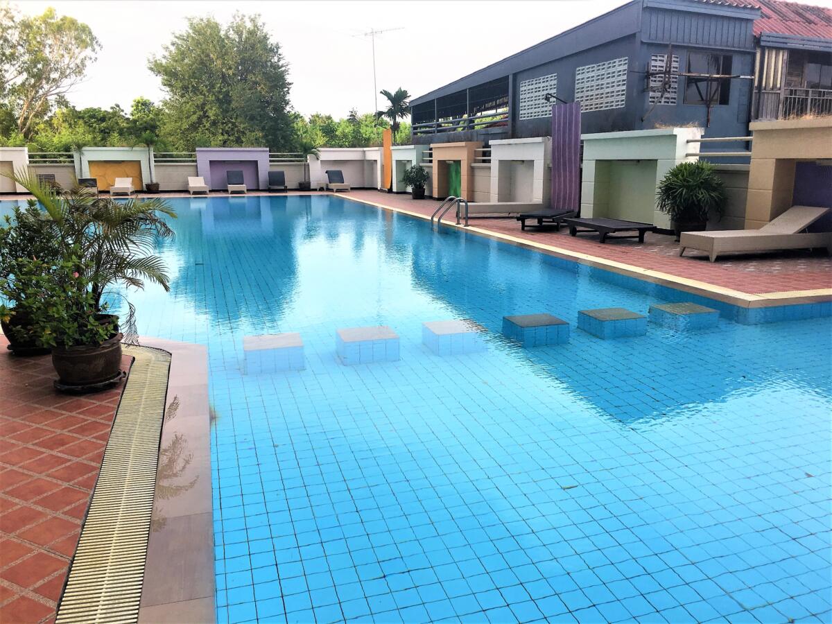 Condo Angket Hip Residence