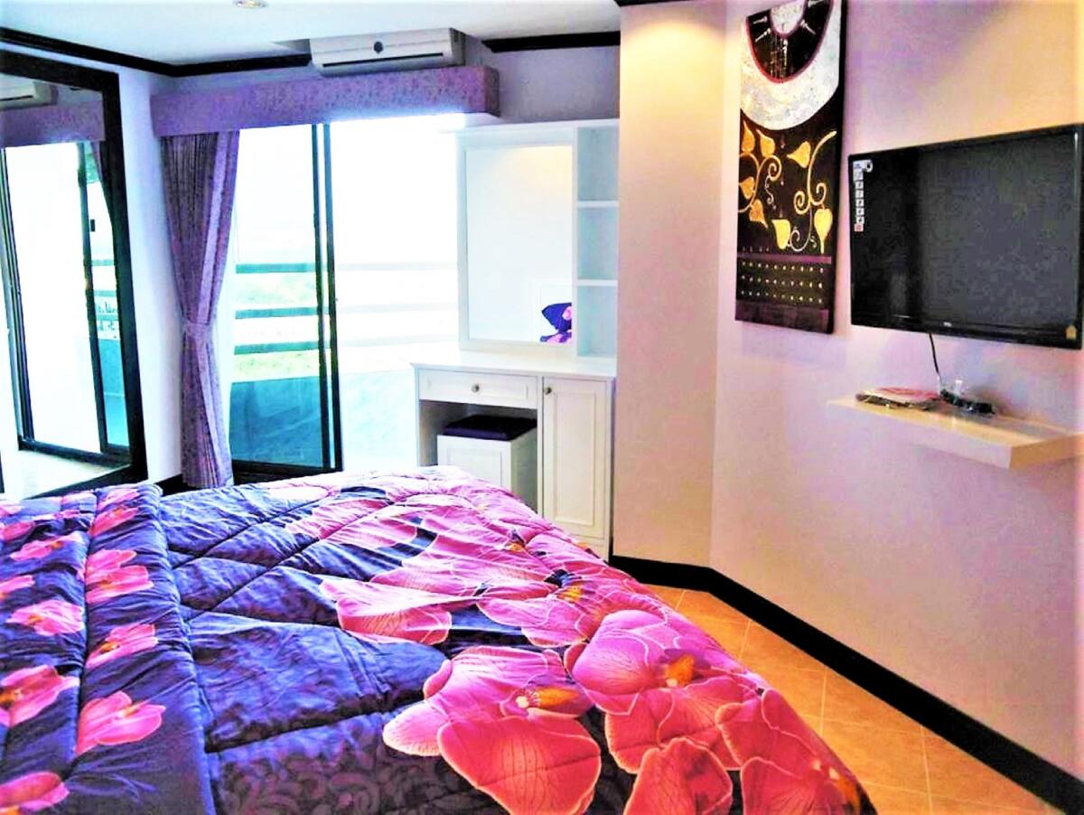 Condo Angket Hip Residence