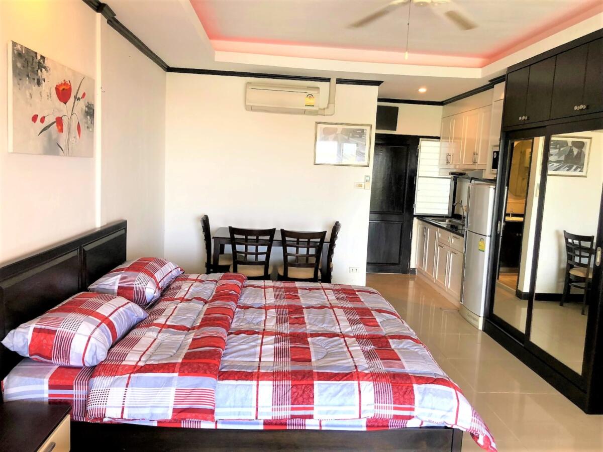 Condo Baan Suan Lalana