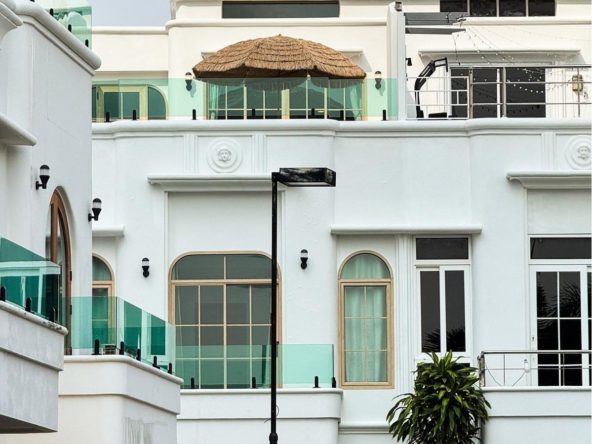 Modern tropical 3-storey beach house near Wongamat Beach Pattaya, fully furnished, for sale and rent