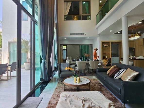 2-story pool villa for sale at 98 Lakeville Mabprachan, fully furnished with private pool and garden