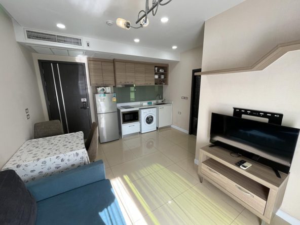 “City view living room in 1-bedroom Dusit Grand Condo View condo for sale Jomtien”