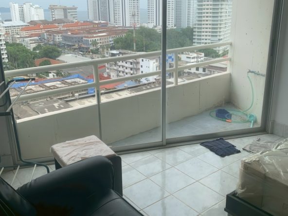 View Talay 1 studio condo for sale Pattaya exterior