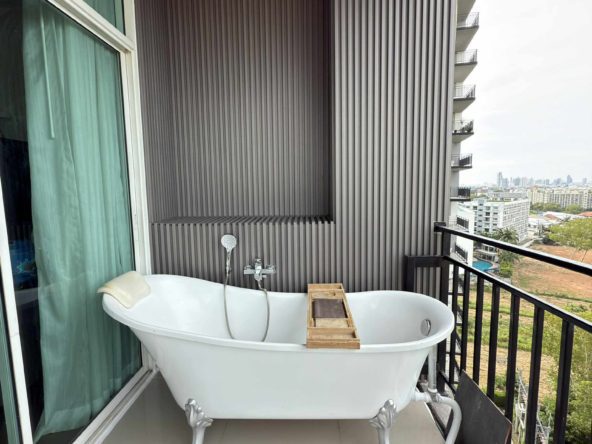 City and sea view from 11th floor balcony in Jomtien condo