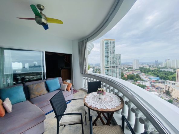 Foreign name condo for sale with beach access