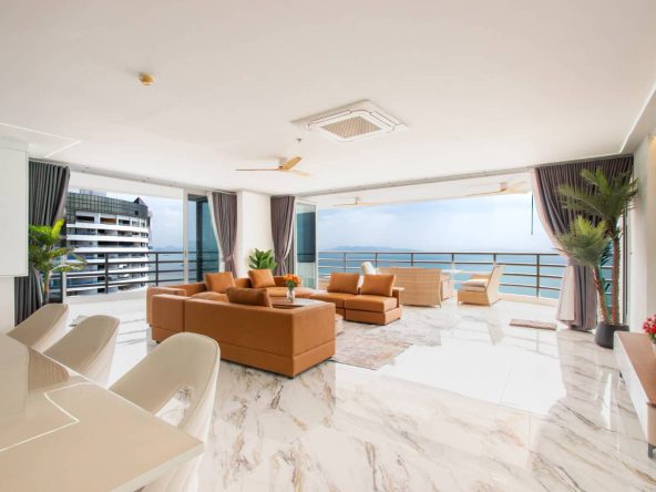 View Talay 7 Pattaya 2 bedroom condo sea view high floor newly renovated