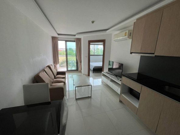Laguna Beach Resort 3 The Maldives Jomtien 1 bedroom condo city view