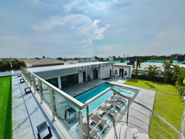 Luxurious Villa Domenica in Siam Royal View with panoramic ocean views and modern design.