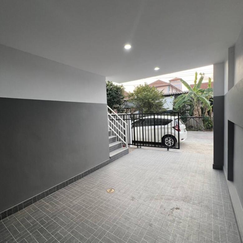 Cozy 2-story townhome in Soi Siam, Pattaya