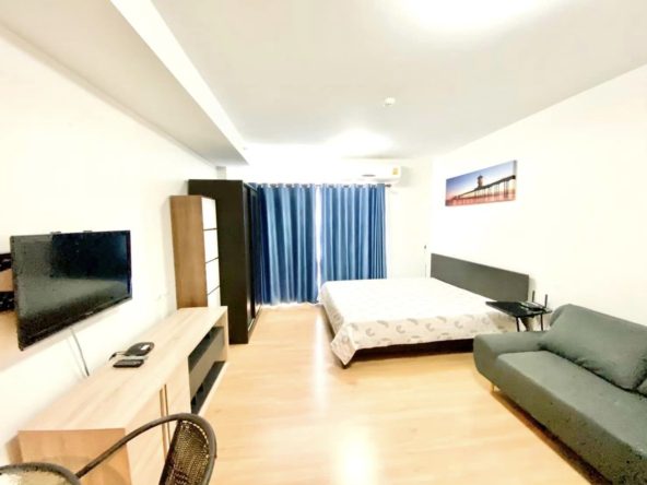 Interior view of a furnished studio apartment in Supalai Mare Pattaya