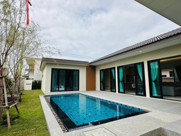 Pool area in the pool villa at Huai Yai, Pattaya