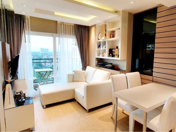 "Sea view condo at La Santir Jomtien, fully furnished 1-bedroom on the 13th floor with ocean views."