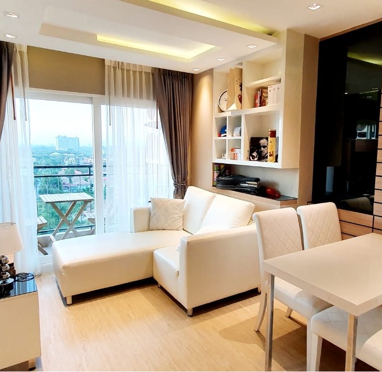 "Sea view condo at La Santir Jomtien, fully furnished 1-bedroom on the 13th floor with ocean views."