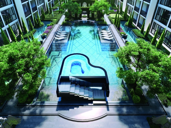 Communal swimming pool at 𝐄𝐌𝐁𝐀𝐒𝐒𝐘 𝐏𝐀𝐓𝐓𝐀𝐘𝐀 luxury condominium.