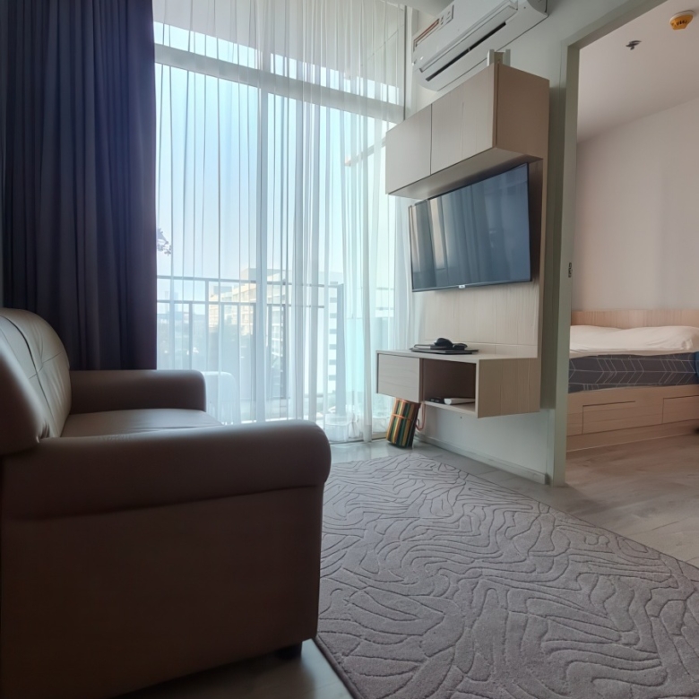 1-bedroom condo for sale in The Grand Jomtien, fully furnished, 5th floor, foreign ownership, city view
