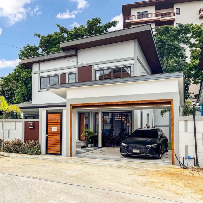 4-bedroom pool villa for sale in Zensiri Midtown Villas, fully furnished, company name, South Pattaya location