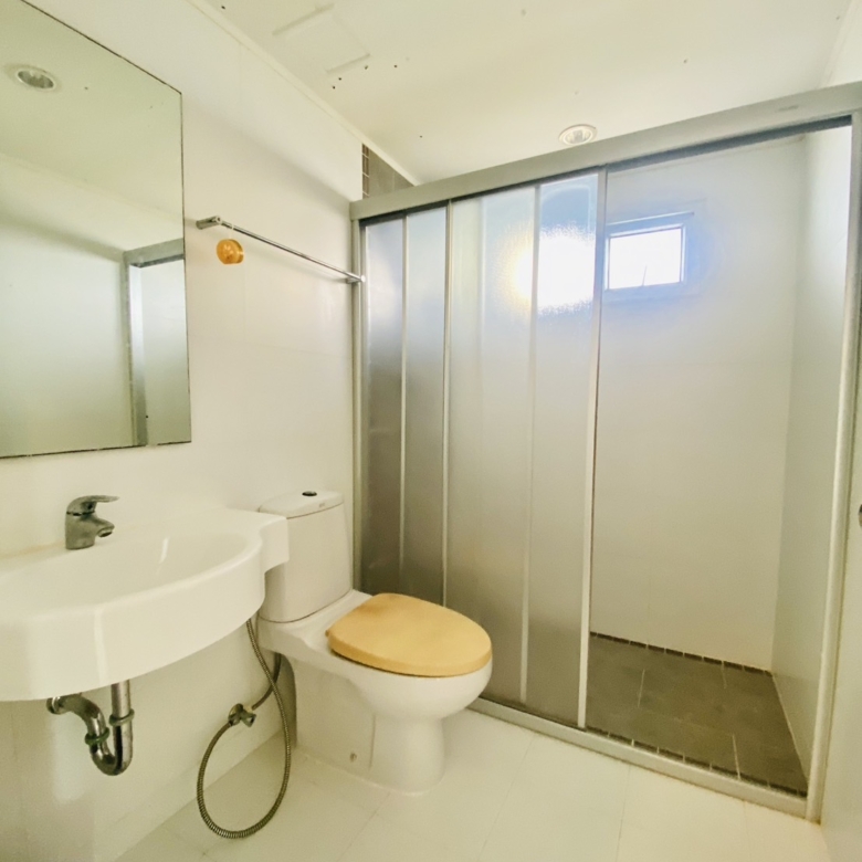 1-bedroom sea view condo for sale in Lumpini Park Beach Jomtien, 17th floor, fully furnished, Pattaya
