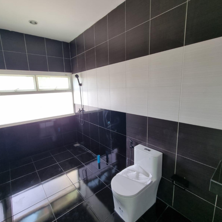 Single house with pool villa for sale in Baan Piam Mongkon Huay Yai, 3-bedroom, unfurnished, company name