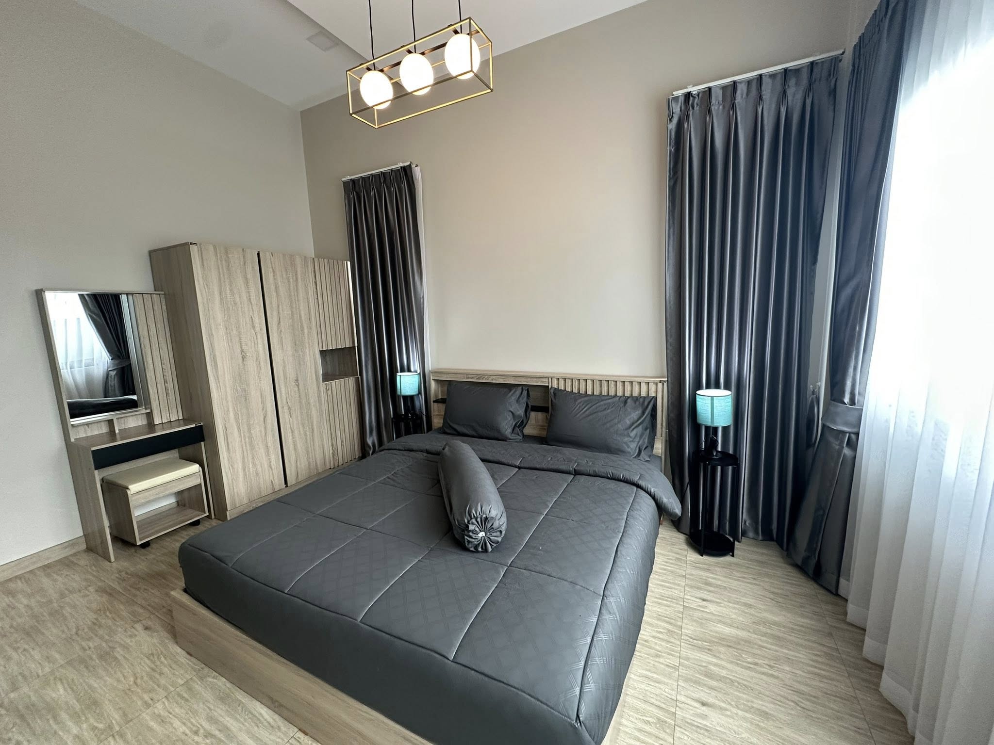 3-bedroom pool villa for rent in Soi Siam Country Club, pet friendly, fully furnished with private pool and parking