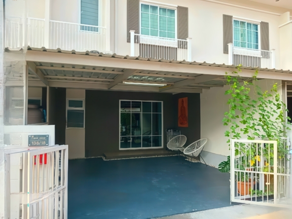 Exterior of furnished 4-bedroom townhouse for sale in I Leaf Prime, Huay Yai
