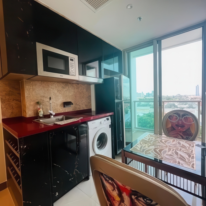 1-bedroom condo for sale in Riviera Ocean Drive Pattaya, 11th floor, city view, fully furnished, foreign name ownership