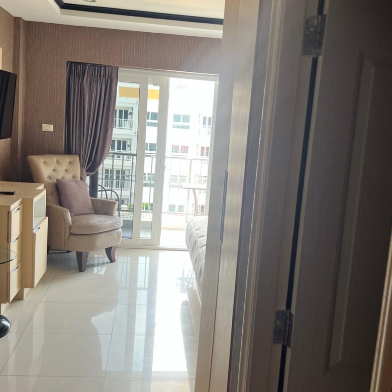 Studio condo for sale in New Nordic VIP 5 Pratumnak Pattaya, fully furnished with city view