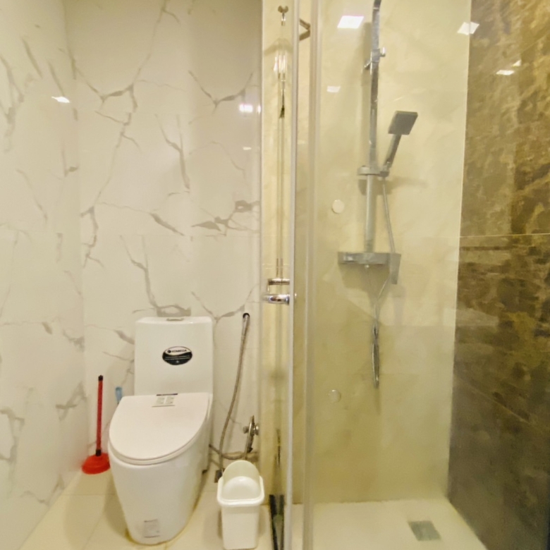 2-bedroom condo for rent at Arcadia Beach Resort, fully furnished unit with pool view, 8th floor, South Pattaya