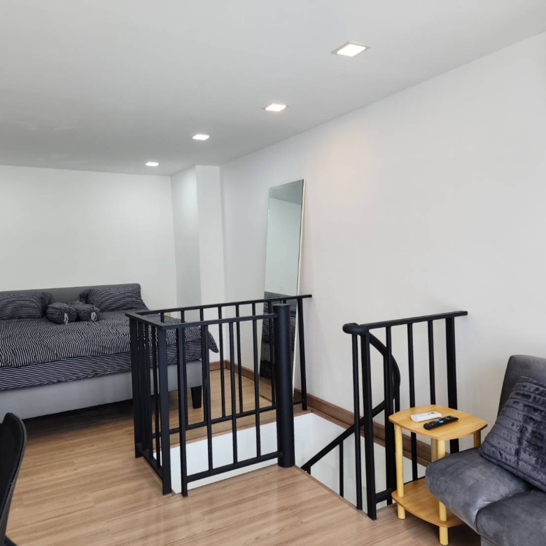 Double-story loft for rent in Laguna Beach 2 Pattaya, 1 bedroom, fully furnished, city view