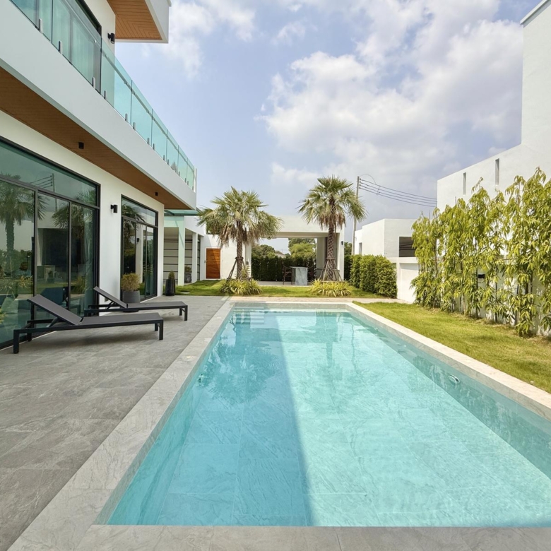 Luxury pool villa for sale Sugar Palm Villas Pattaya, 4-bedroom, Thai company, fully furnished, private pool, Toongklom-Talman