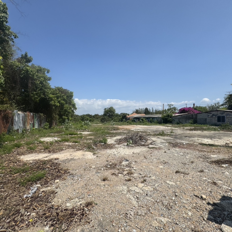 Land for sale Sukhumvit-Pattaya 31, 3 rai, 200 meters from Sukhumvit Road, prime Pattaya location