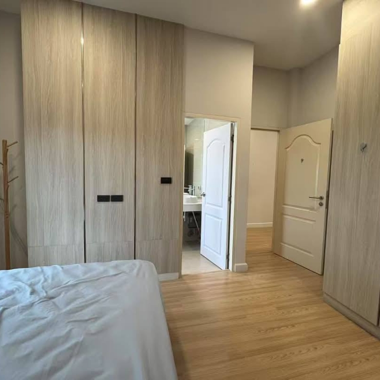 2-storey house for sale in Patta Prime Pattaya, fully furnished, 3-bedroom, company name, spacious layout