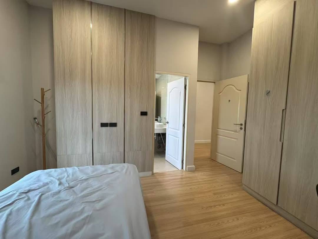 2-storey house for sale in Patta Prime Pattaya, fully furnished, 3-bedroom, company name, spacious layout