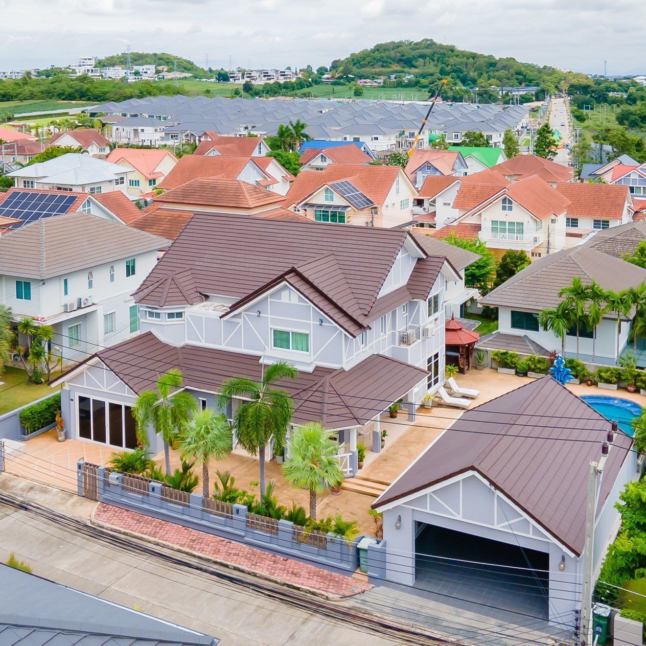 Pool villa for sale in Central Park Hillside Pattaya, 5 bedrooms, Thai name, furnished, private pool, near Jomtien