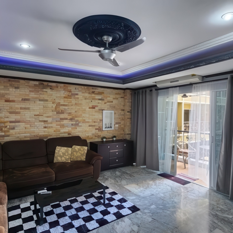 2-bedroom condo for sale in Siam Oriental Twins Pattaya, pool view, 4th floor, fully furnished, Thai company ownership