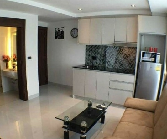 2-bedroom condo for sale in Serenity Wongamat Pattaya, 3rd floor, city view, 43 sqm, Thai name, fully furnished