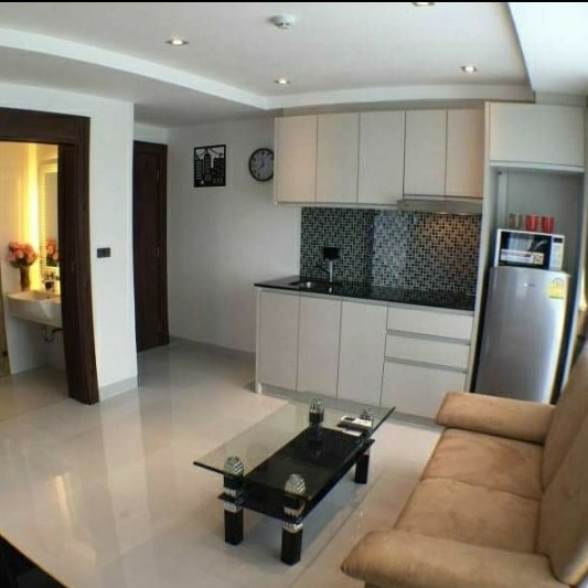 2-bedroom condo for sale in Serenity Wongamat Pattaya, 3rd floor, city view, 43 sqm, Thai name, fully furnished