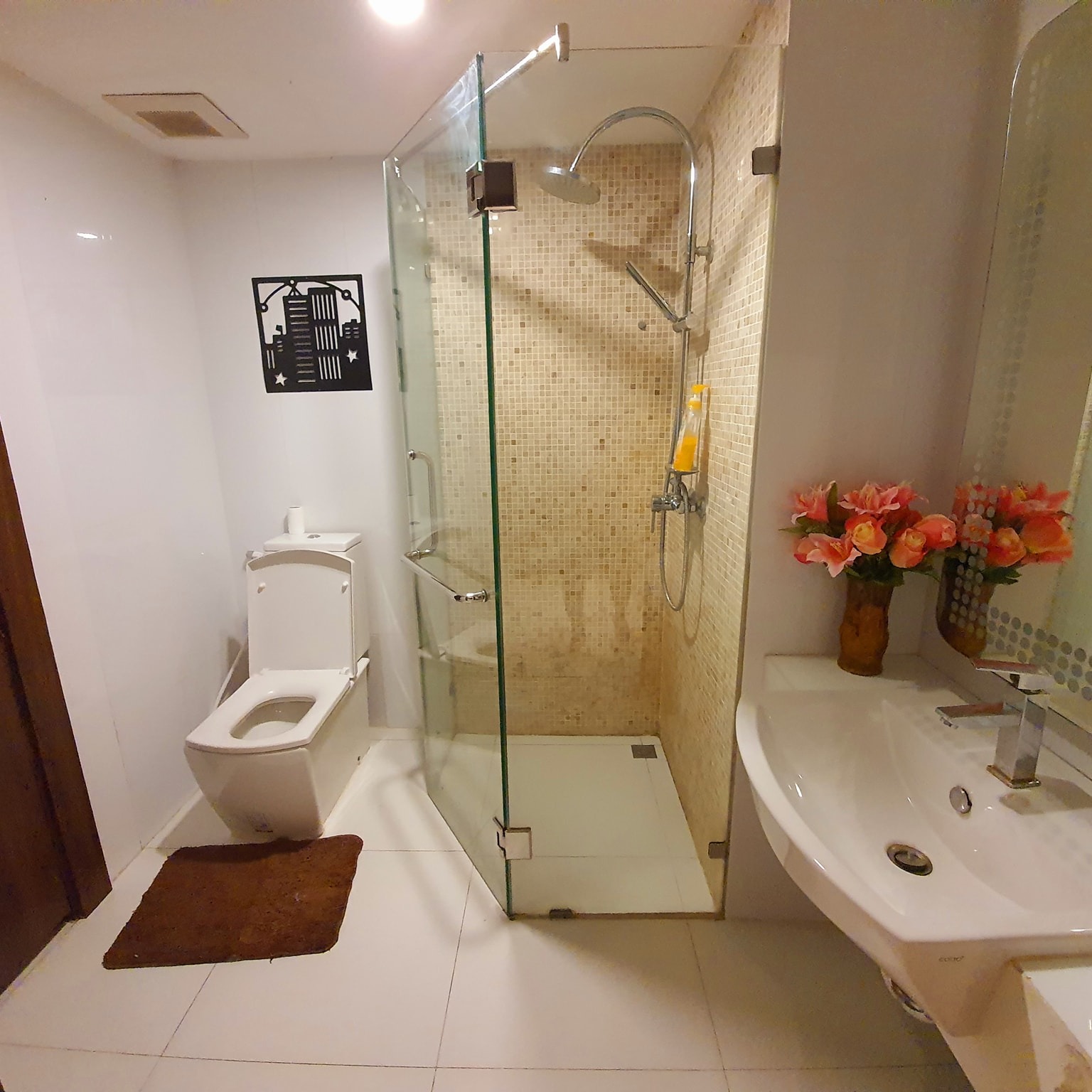 2-bedroom condo for sale in Serenity Wongamat Pattaya, 3rd floor, city view, 43 sqm, Thai name, fully furnished