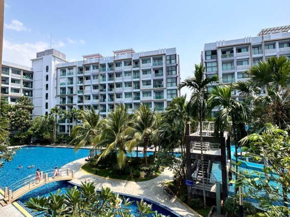 2-bedroom condo for sale in Dusit Grand Park Pattaya, 3rd floor, city view, Thai name