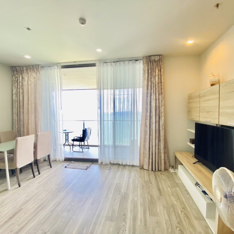 2-bedroom sea view condo for sale in Baan Plai Haad Pattaya, 29th floor, Thai name, fully furnished