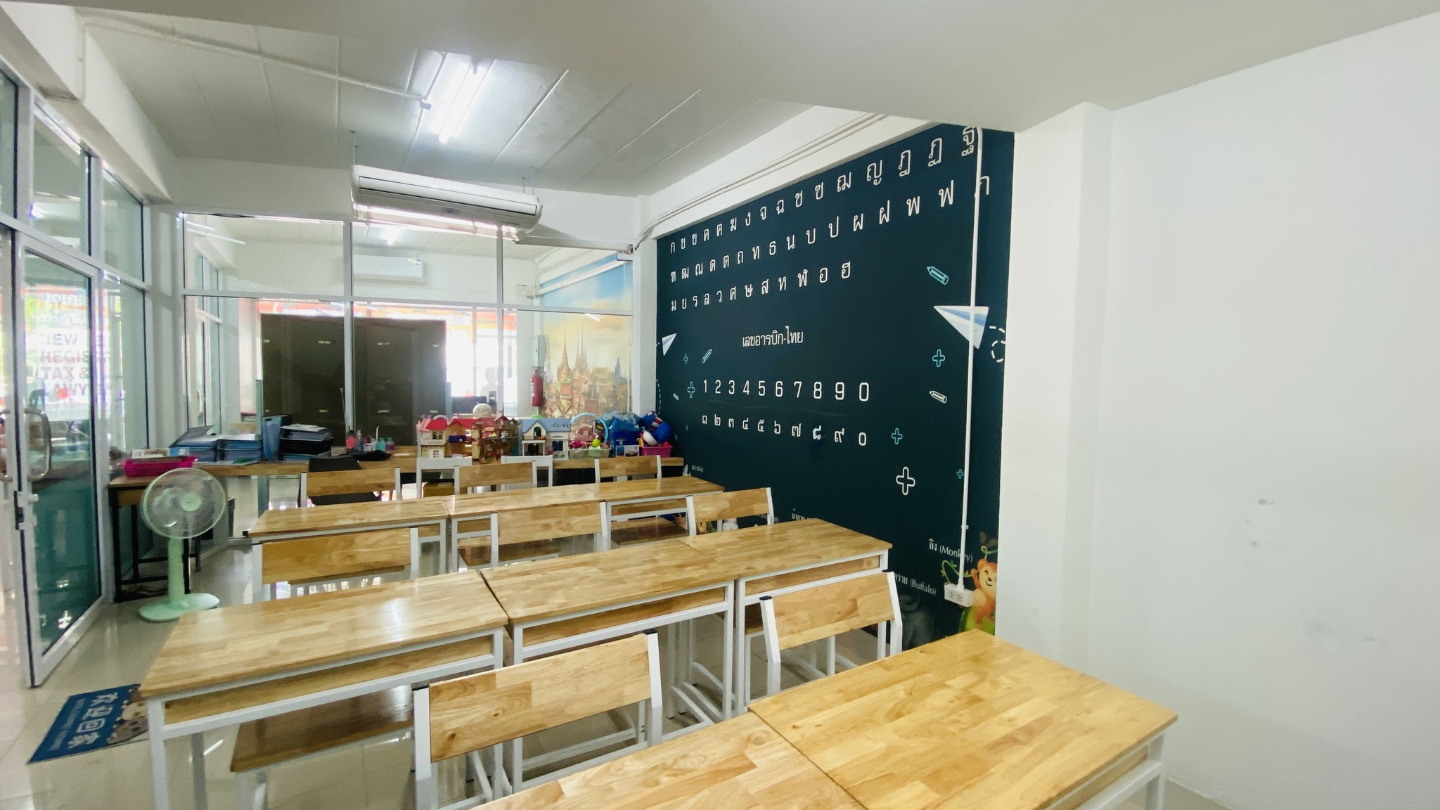 Renovated classroom in tenanted property for sale in Pratumnak Pattaya