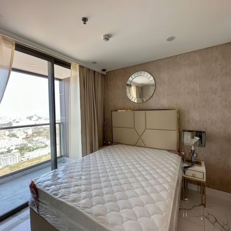 2-bedroom condo for sale on 48th floor with sea view