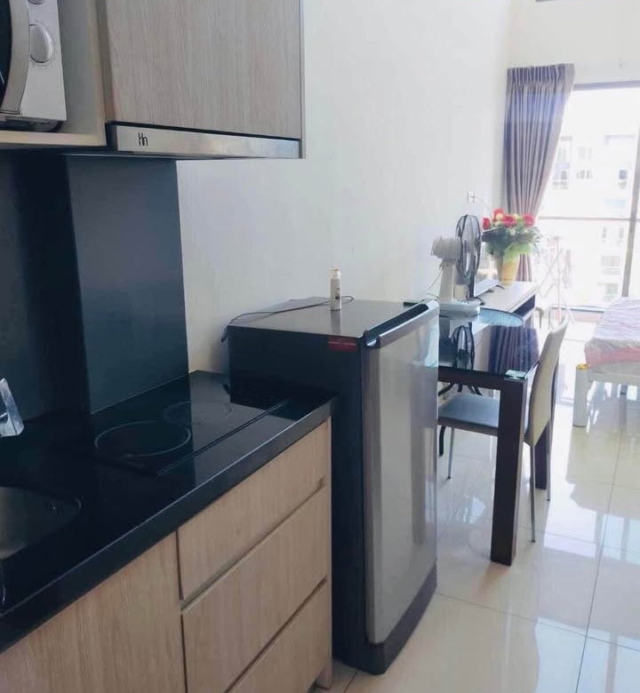 Laguna Beach Resort 2 studio condo with pool view for rent