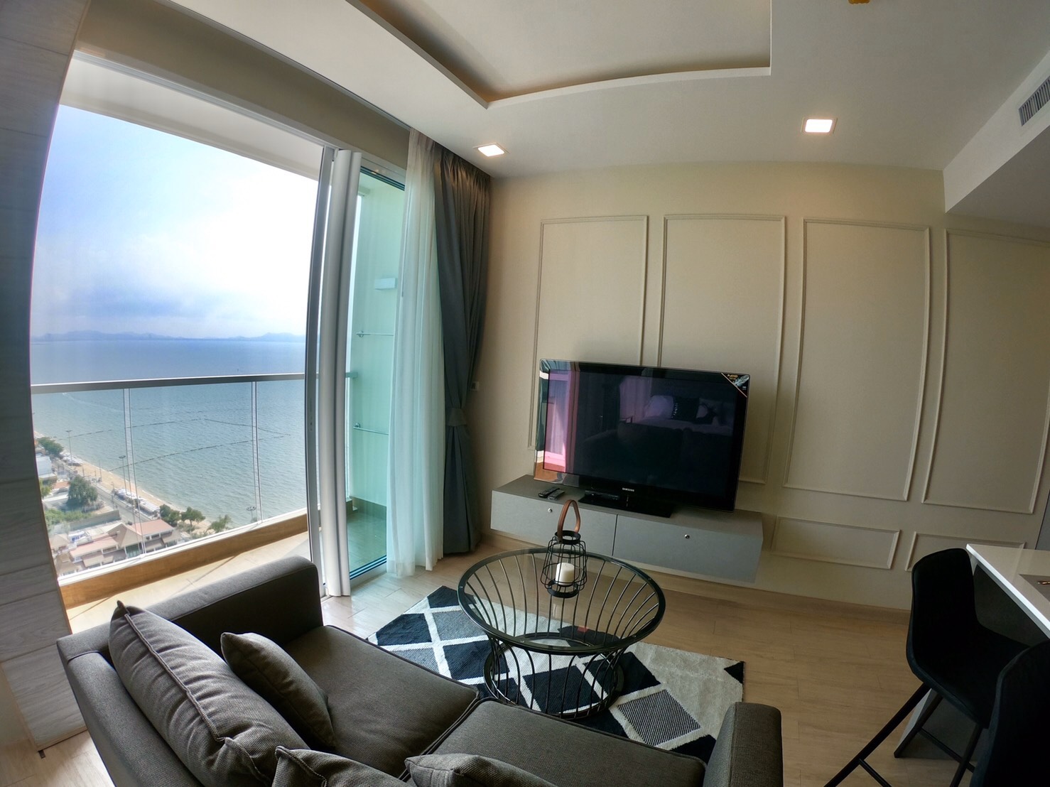 Cetus Condo exterior high-rise building Jomtien Pattaya