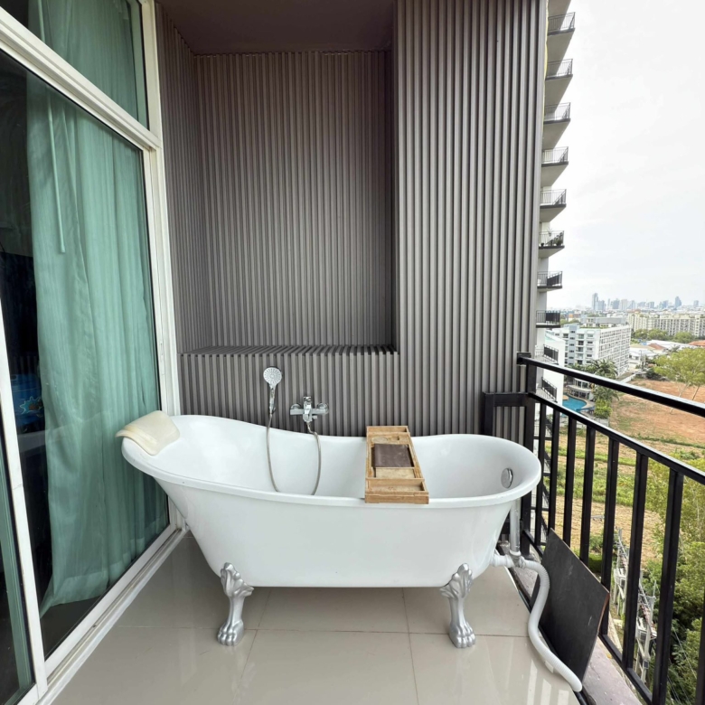 City and sea view from 11th floor balcony in Jomtien condo