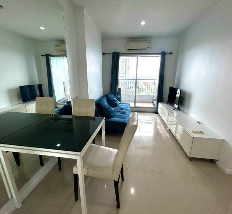 1-bedroom sea view condo for rent at Lumpini Jomtien