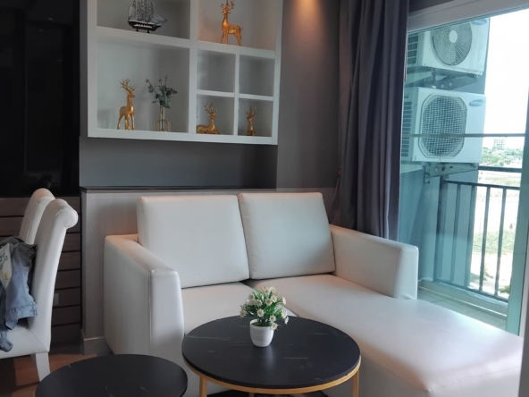 Fully furnished condo for rent at La Santir Jomtien with city view