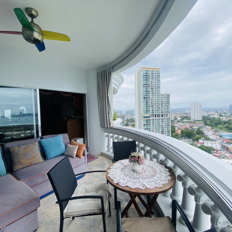 Foreign name condo for sale with beach access