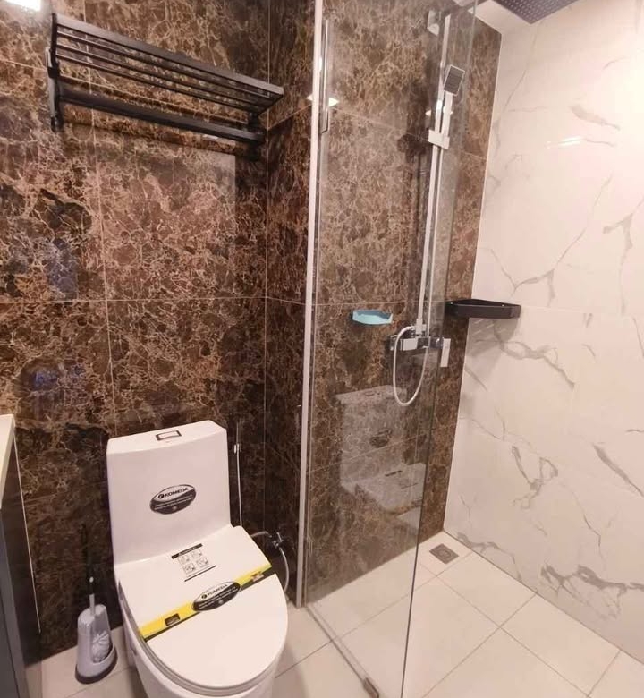 Fully furnished 1-bedroom condo for rent at Arcadia Center Suites Pattaya