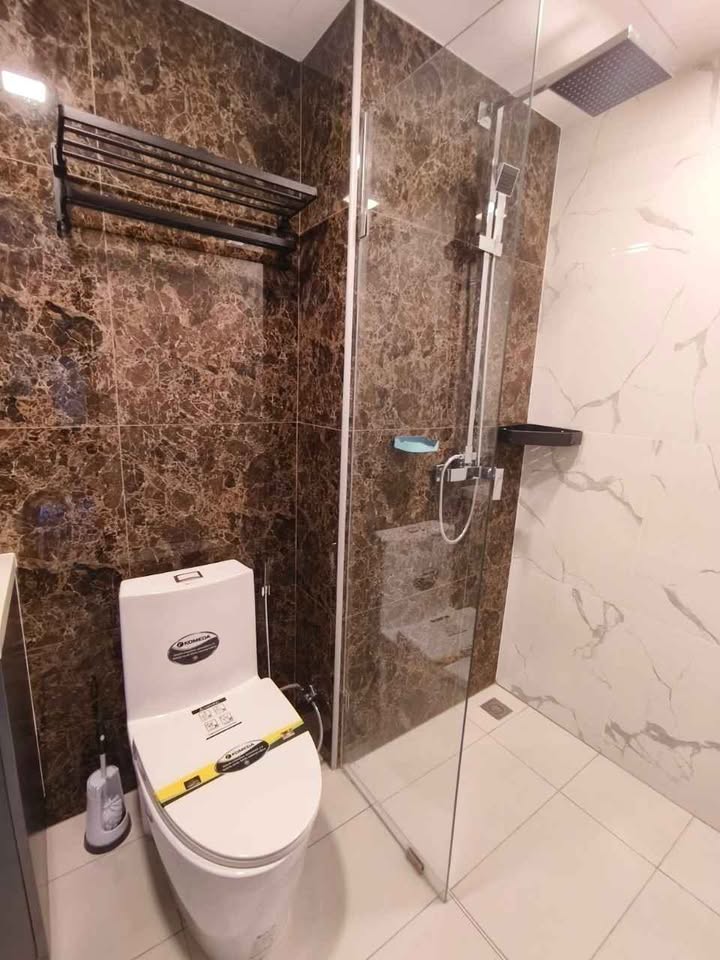 Fully furnished 1-bedroom condo for rent at Arcadia Center Suites Pattaya