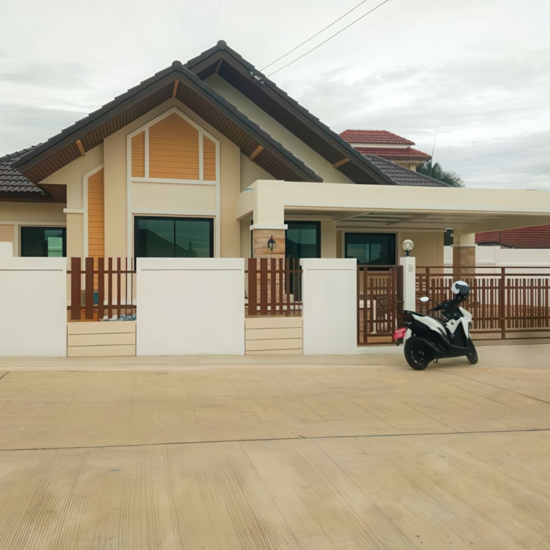 Single house for sale in Bang Saray with tenant